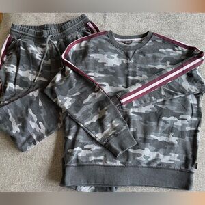 Eddie Bauer Women’s Camo Jogger Set